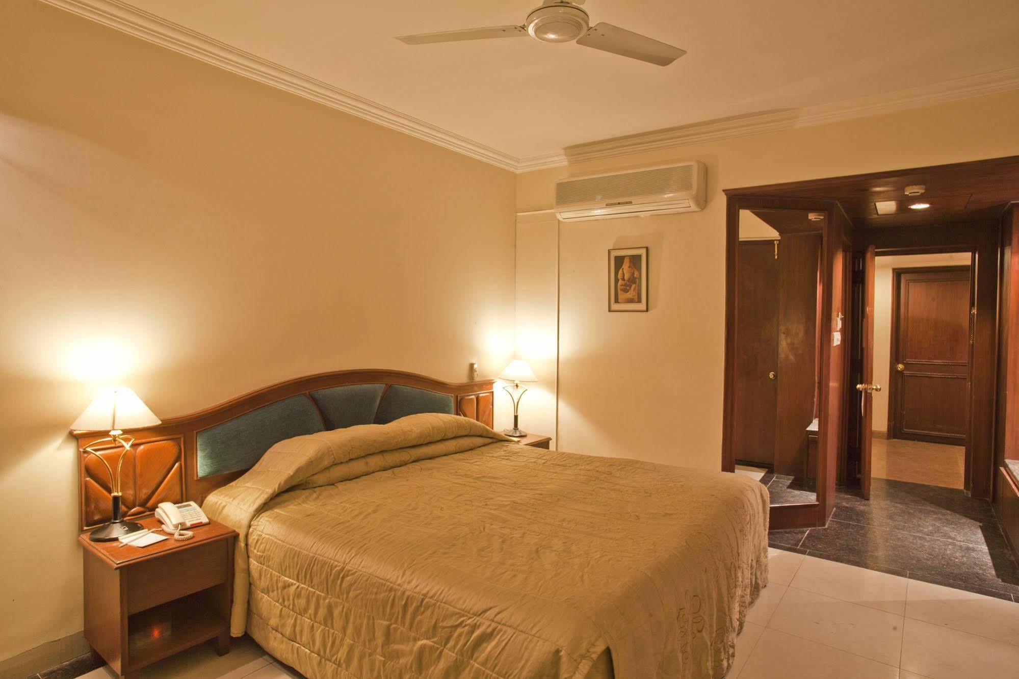 Hotel Om Tower Jaipur Luaran gambar